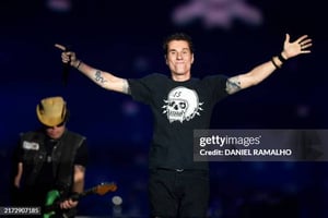 Dinho (Brazillian singer) AI voice text to speech and AI music cover generator